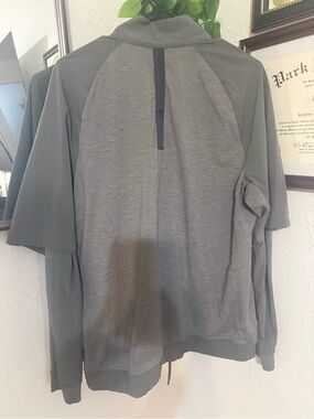 lululemon athletica Gray Men’s Jacket